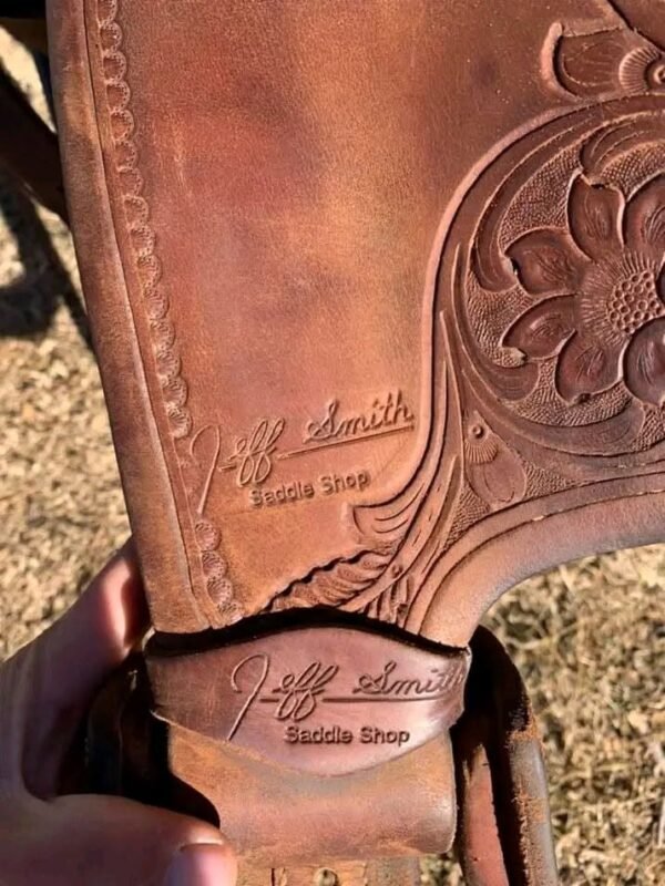 used jeff smith 15.5" custom saddle (wide tree) used jeff smith 15.5" custom saddle (wide tree)